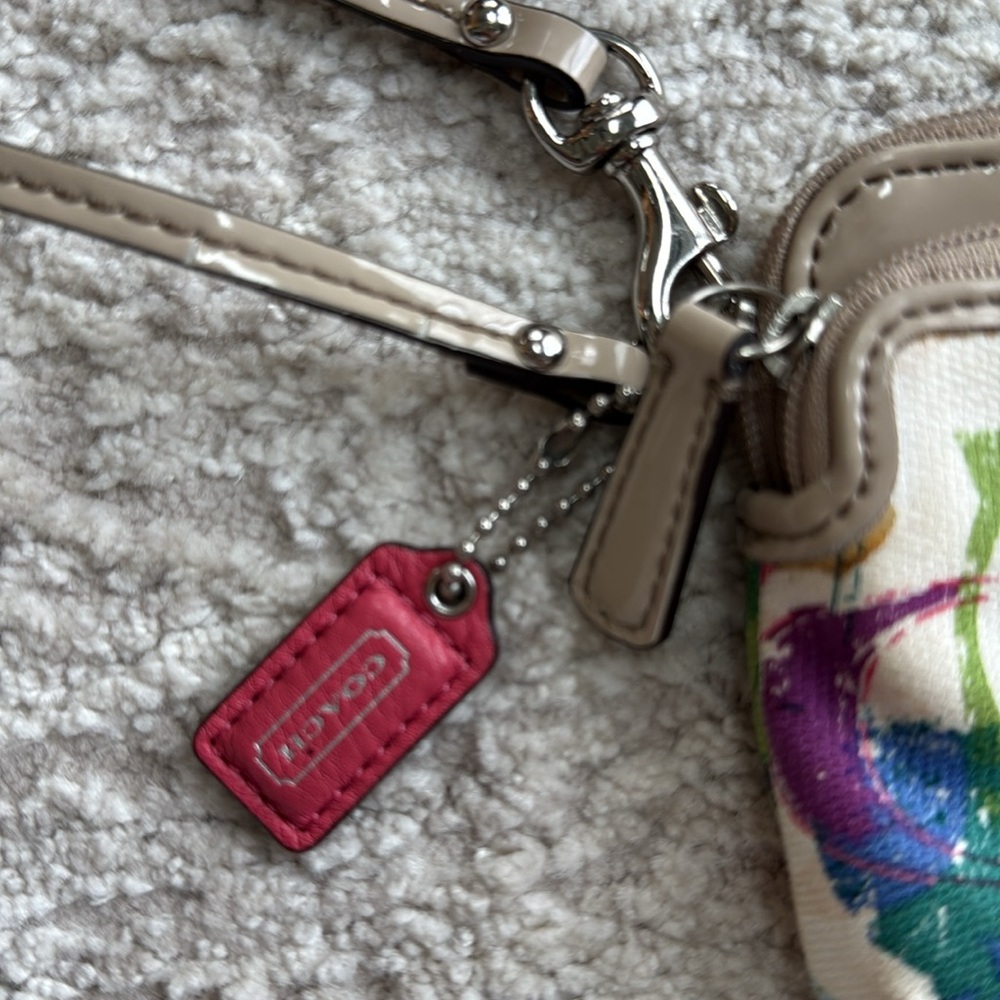 COACH Colorful Poppy with Taupe Patent Leather Details - Authentic- Gently Used - Picture 3 of 9